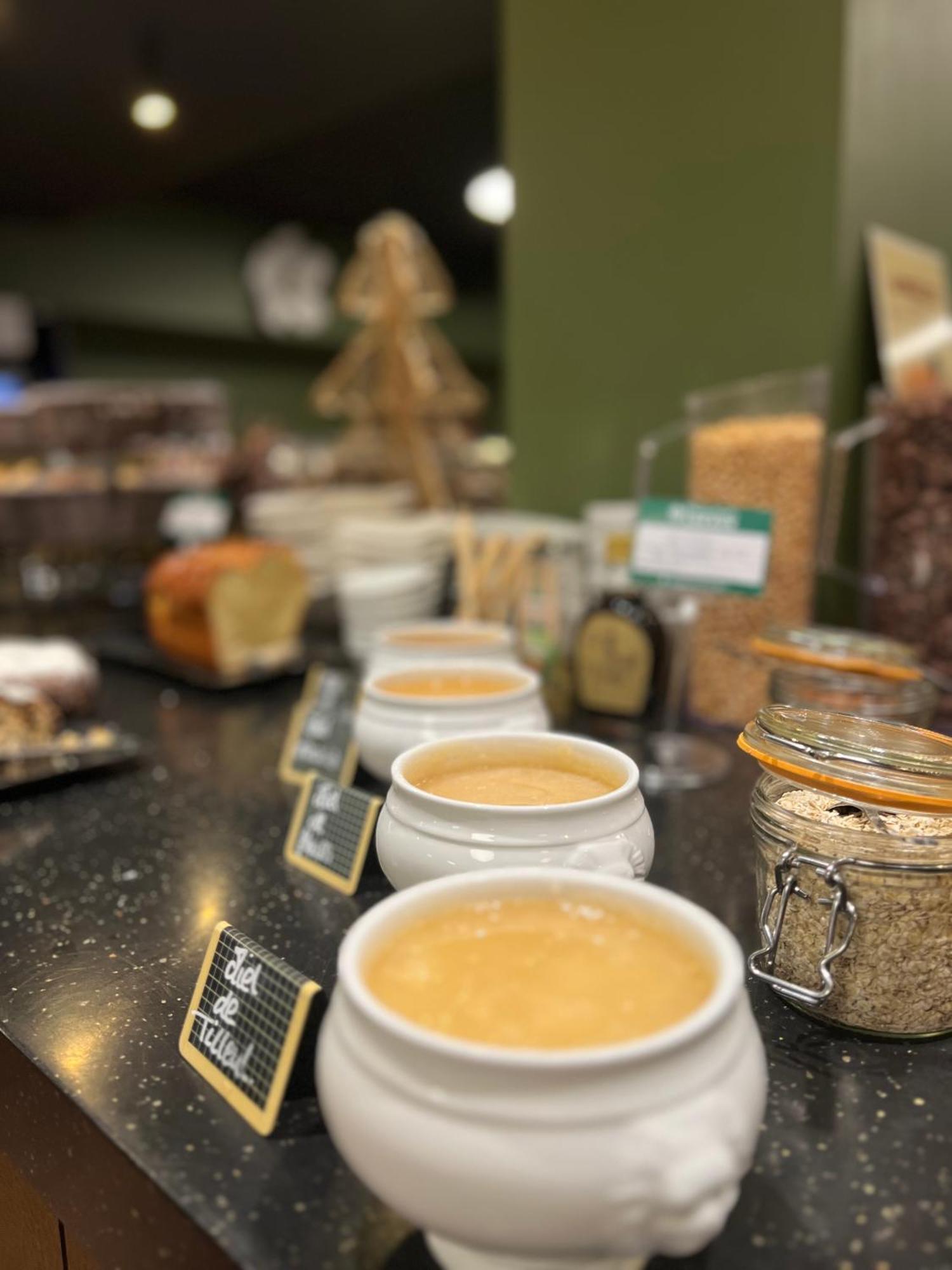 Brit Hotel, Spa & Restaurant - Colmar Est ビシュビア エクステリア 写真